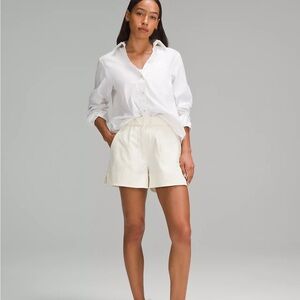 Lululemon Cinchable Waist High-Rise Woven Short 3.5"